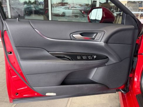 Used 2023 Toyota Mirai w/ Advanced Technology Package RWD image 17