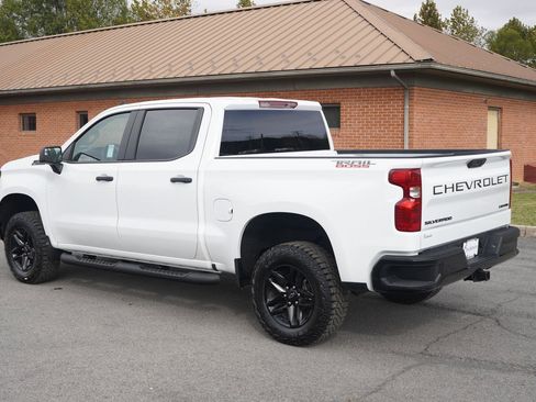 New 2026 Chevrolet Silverado 1500 Custom Trail Boss w/ LPO, Dark Essentials Package image 6