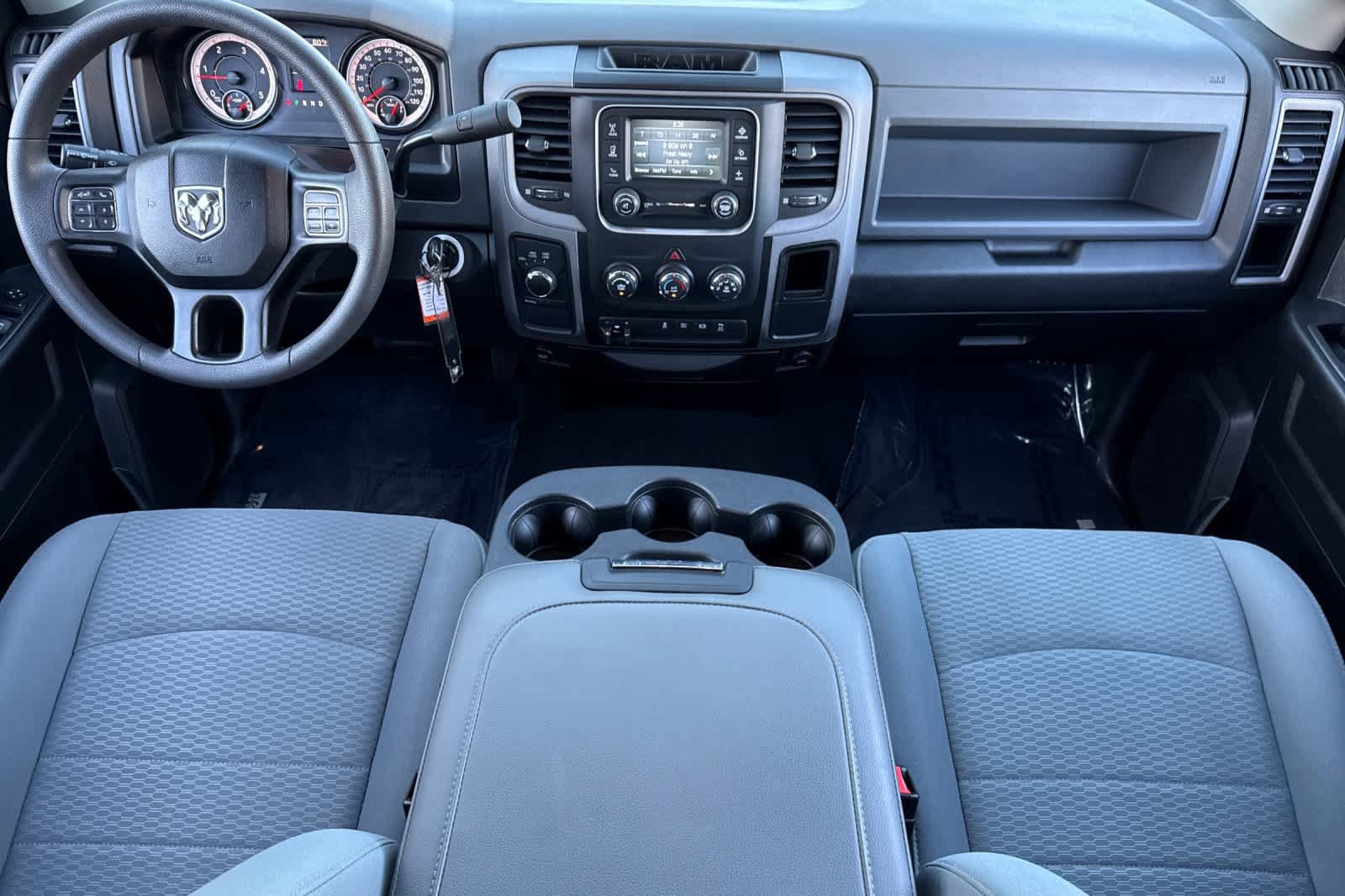 Used 2018 RAM 2500 Tradesman w/ Chrome Appearance Group AWD/4WD image 3