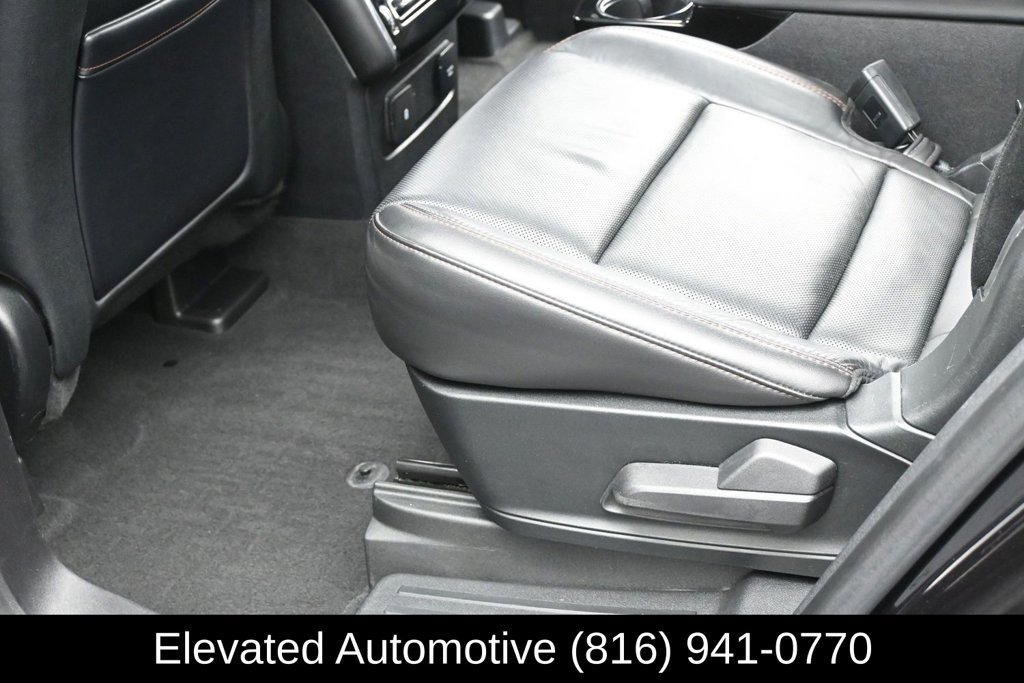 Used 2023 Lincoln Aviator Grand Touring w/ Equipment Group 301A AWD/4WD image 16