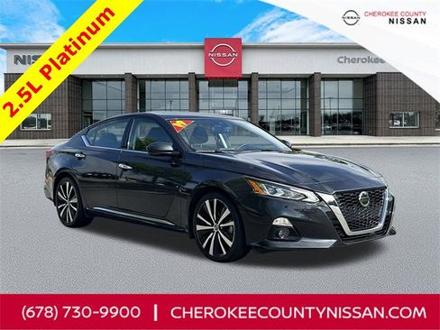 Certified 2019 Nissan Altima 2.5 Platinum image 1