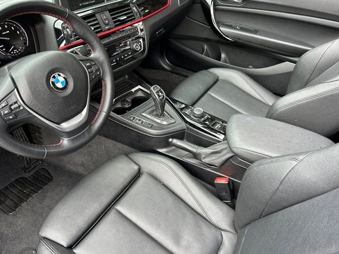 Used 2018 BMW 230i Convertible RWD image 11