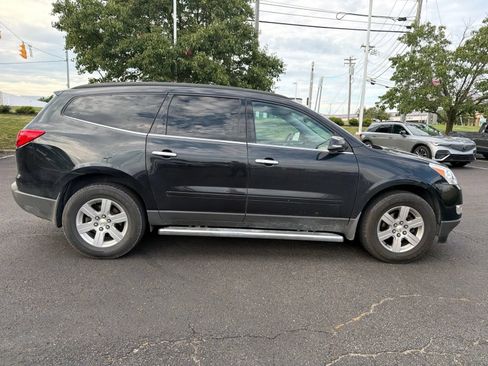 Used 2012 Chevrolet Traverse LT w/ LPO, 'HIT The Road' Package FWD image 32