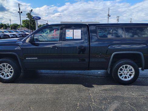 Used 2014 GMC Sierra 1500 SLE w/ SLE Value Package AWD/4WD image 8