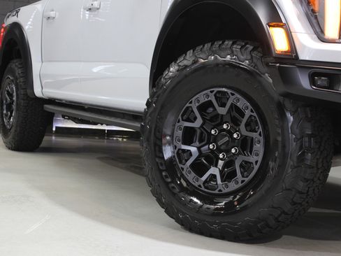 Used 2025 Ford F150 Raptor w/ Equipment Group 803A Raptor R image 8