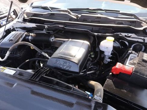 Used 2024 RAM 1500 Classic SLT image 25