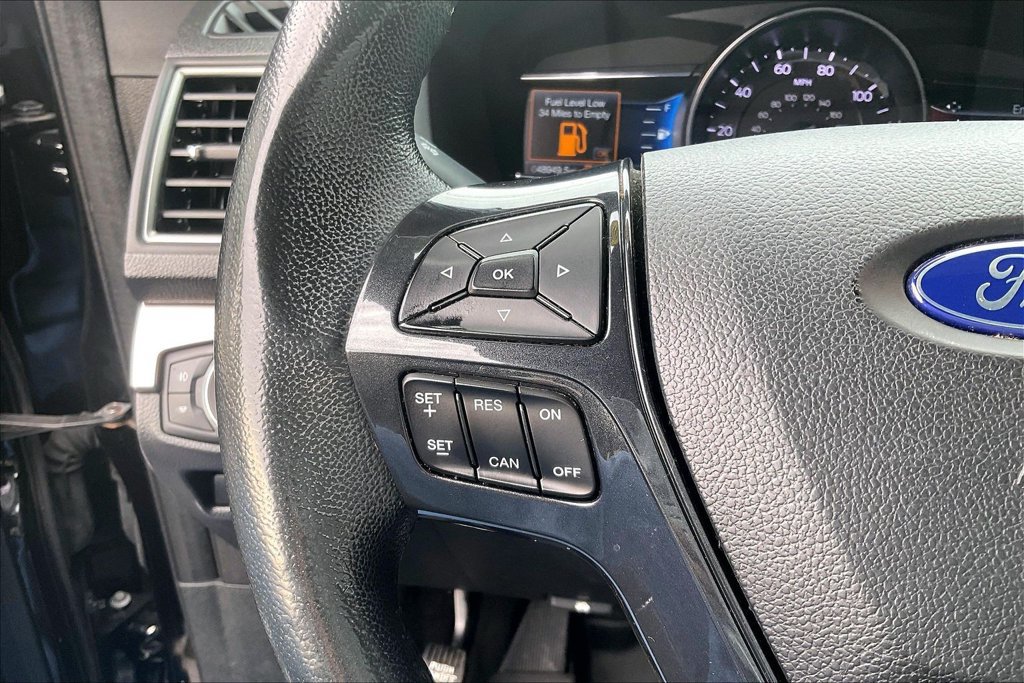 Used 2018 Ford Explorer XLT w/ Equipment Group 202A AWD/4WD image 17