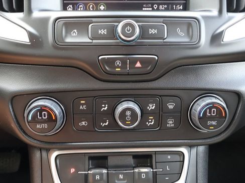 Used 2023 GMC Terrain SLE w/ Driver Convenience Package AWD/4WD image 25