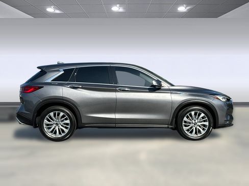 Used 2025 INFINITI QX50 Pure AWD/4WD image 8
