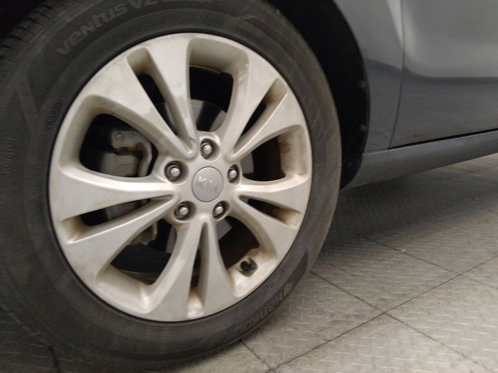 Used 2015 Kia Soul + FWD image 31