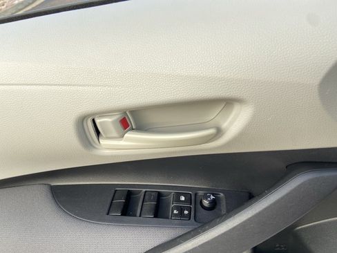 Used 2023 Toyota Corolla LE FWD image 44