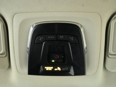 Used 2023 Toyota Corolla LE image 17