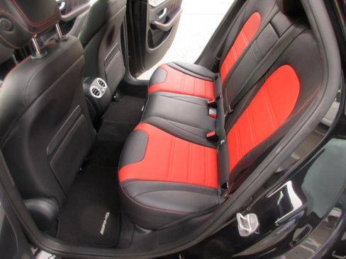 Used 2019 Mercedes-Benz GLC 63 AMG 4MATIC image 40