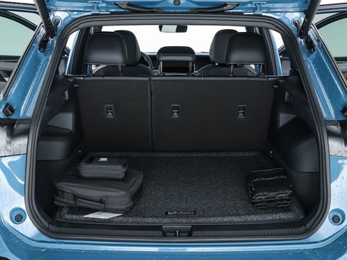 New 2026 Volkswagen Tiguan SE R-Line image 29