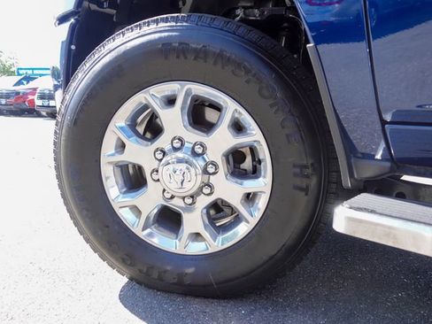 Used 2023 RAM 2500 Laramie AWD/4WD image 12