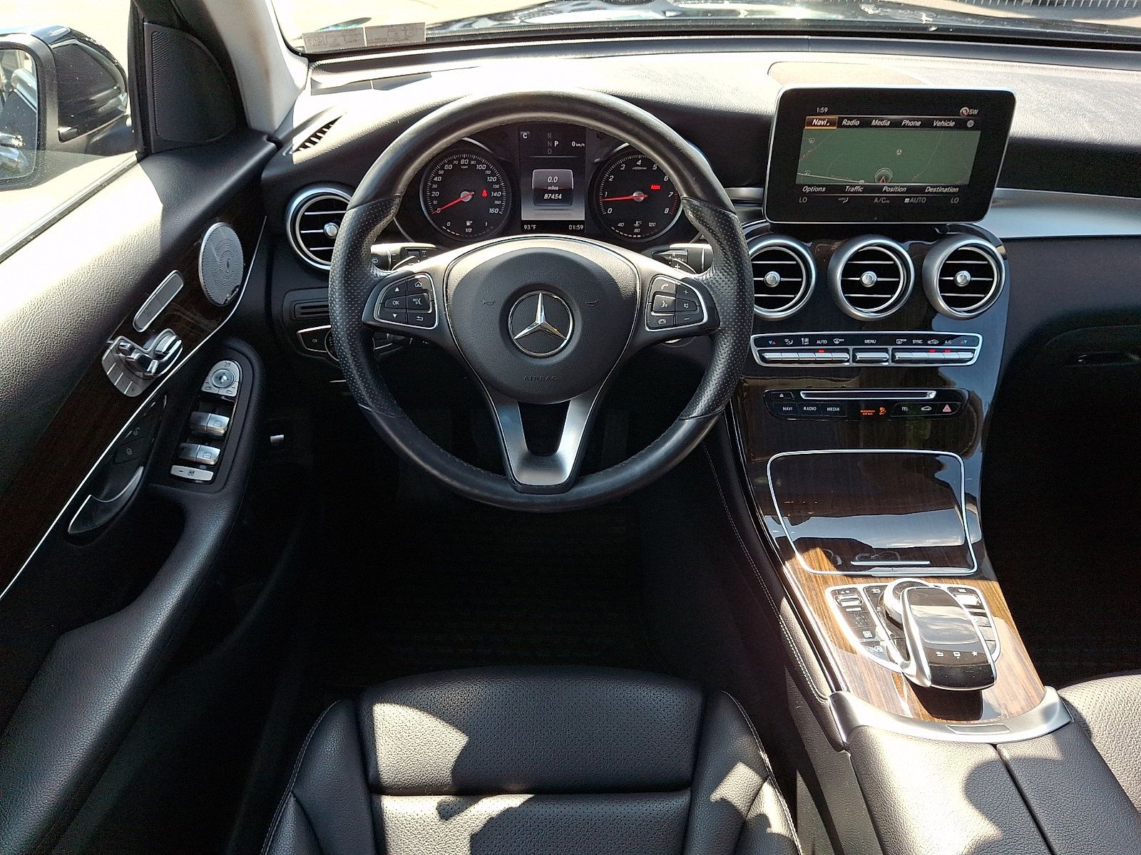 Used 2016 Mercedes-Benz GLC 300 4MATIC image 12