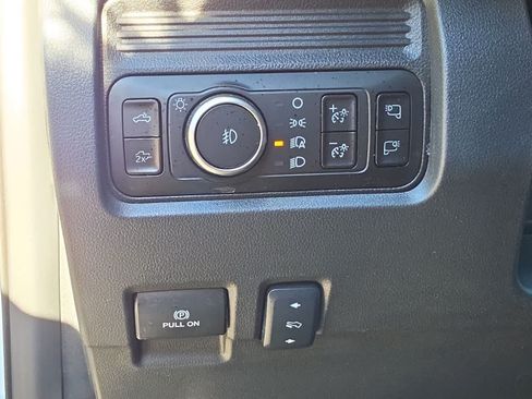 Used 2025 Ford F250 Lariat w/ Black Appearance Package AWD/4WD image 26