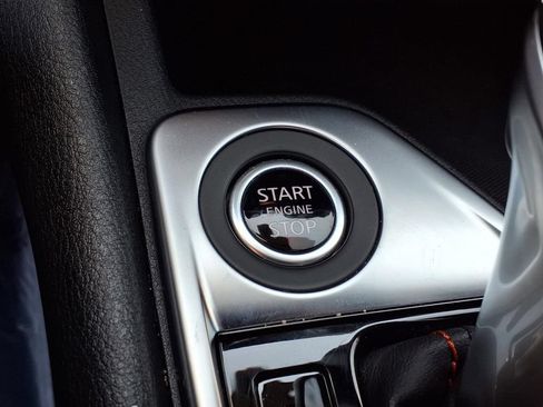 Used 2024 Nissan Sentra SR FWD image 12