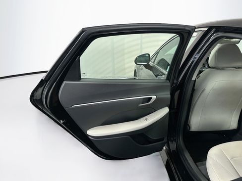 Used 2025 Hyundai Sonata SEL FWD image 27