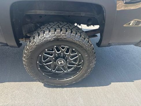 Used 2016 Chevrolet Silverado 2500 High Country AWD/4WD image 28