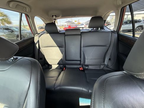 Used 2019 Subaru Outback 3.6R Limited w/ Popular Package #2 image 16