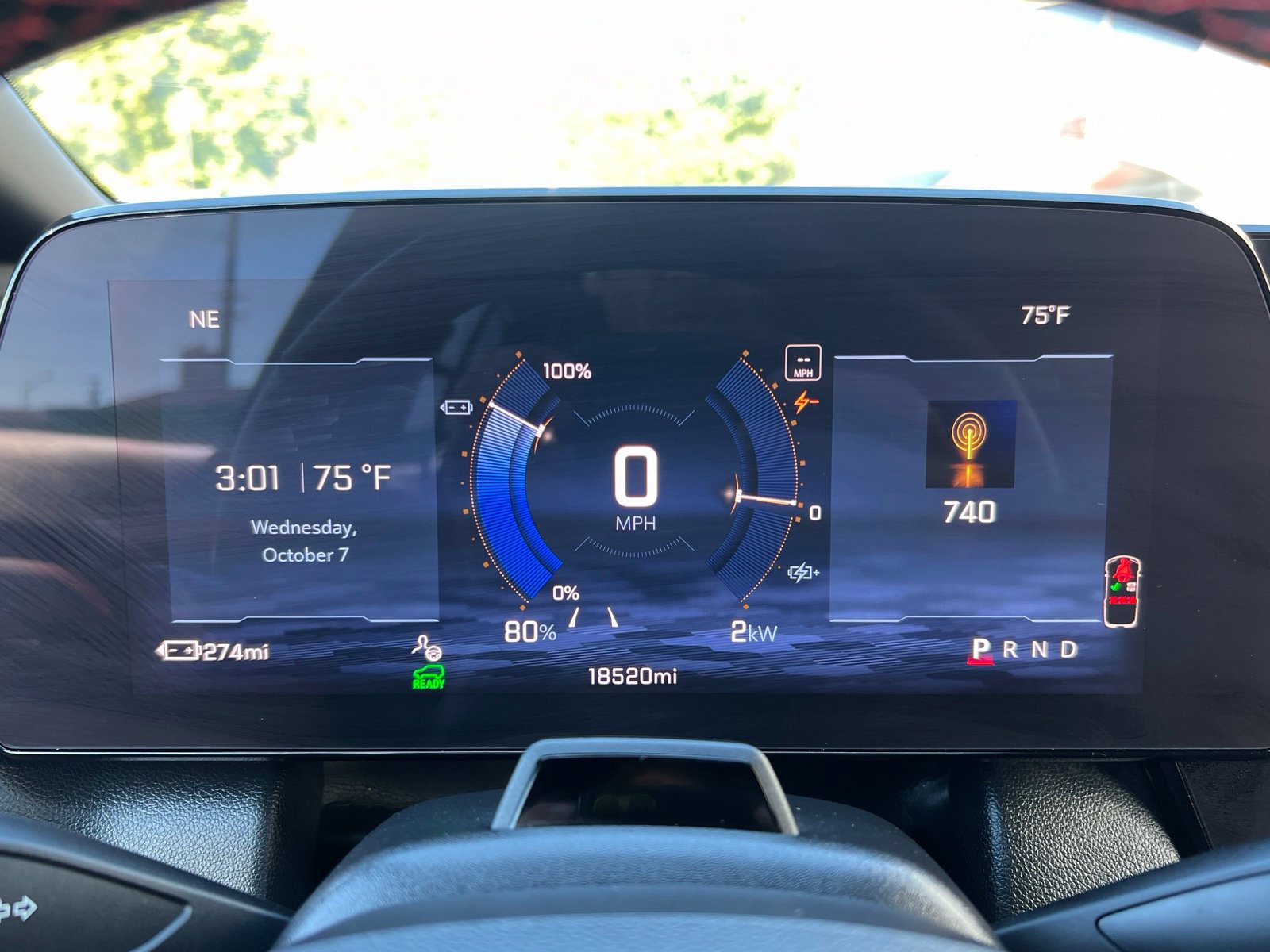 Used 2024 Chevrolet Equinox EV RS FWD image 23