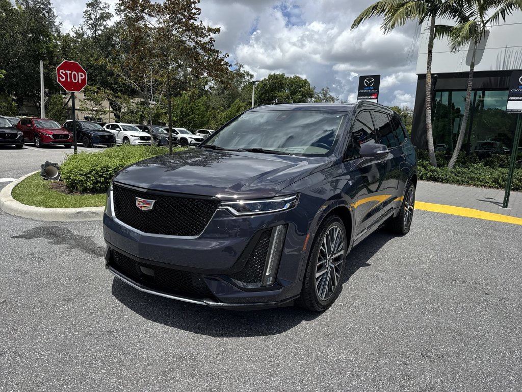 Used 2024 Cadillac XT6 Sport w/ Platinum Package AWD/4WD image 9