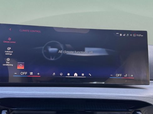 Used 2025 BMW i4 eDrive40 w/ Premium Package image 16