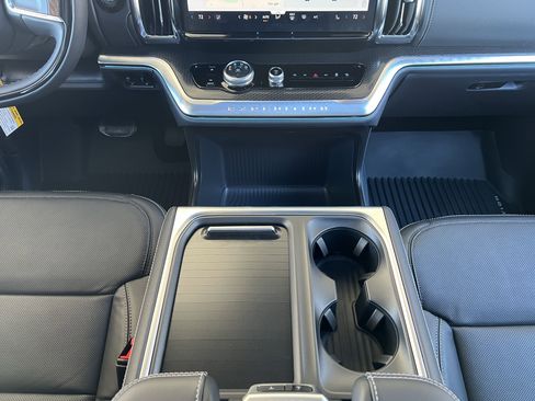 New 2025 Ford Expedition Platinum w/ Stealth Appearance Package image 42