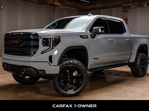 Used 2024 GMC Sierra 1500 AT4 w/ AT4 Preferred Package image 5