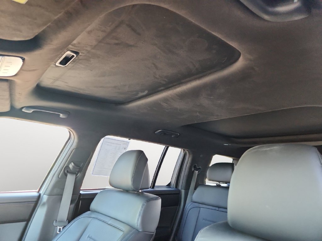 Used 2025 Hyundai Santa Fe Calligraphy AWD/4WD image 12