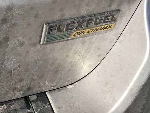 Used 2011 Jeep Grand Cherokee Laredo image 5