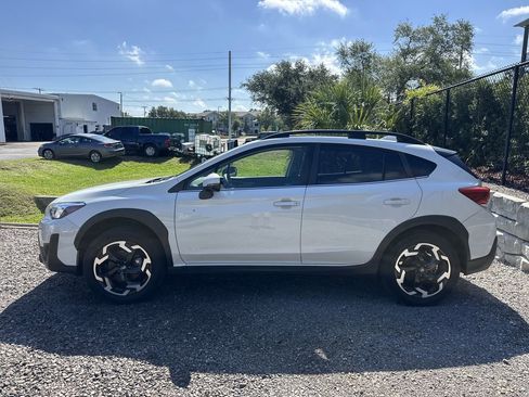 Used 2023 Subaru Crosstrek 2.5i Limited AWD/4WD image 3