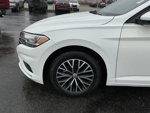 Used 2021 Volkswagen Jetta S image 32