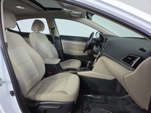 Used 2018 Hyundai Elantra Value Edition w/ Cargo Package FWD image 33