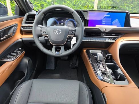 New 2026 Toyota Crown AWD/4WD image 7