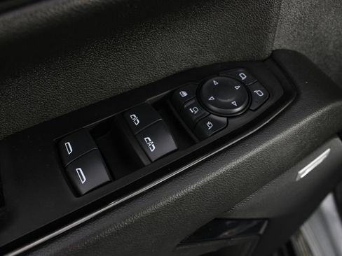 Used 2025 GMC Sierra 2500 AT4 w/ AT4 Premium Plus Package AWD/4WD image 19