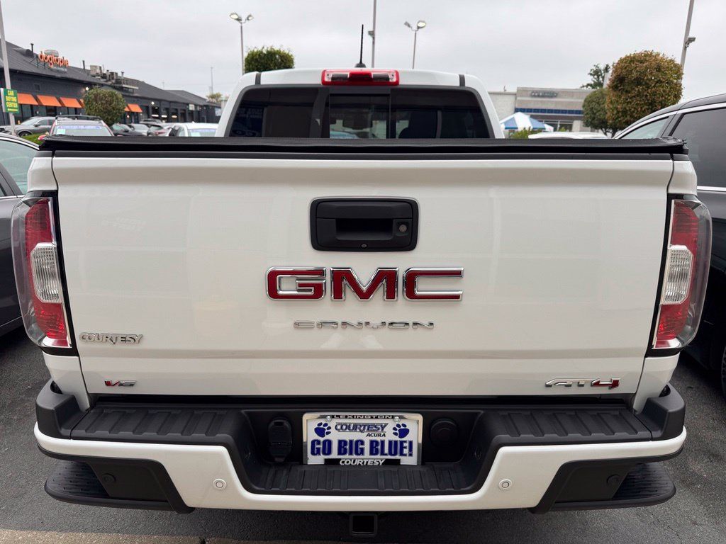 Used 2021 GMC Canyon AT4 w/ Trailering Package AWD/4WD image 3