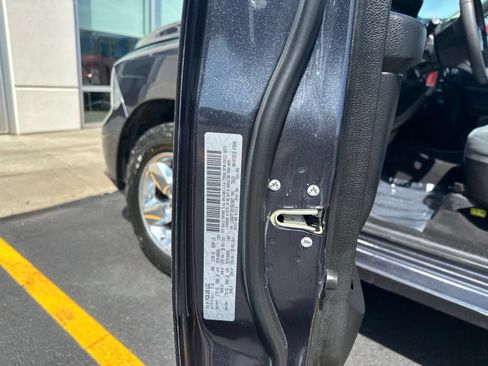 Used 2019 RAM 1500 Express w/ Express Value Package AWD/4WD image 33