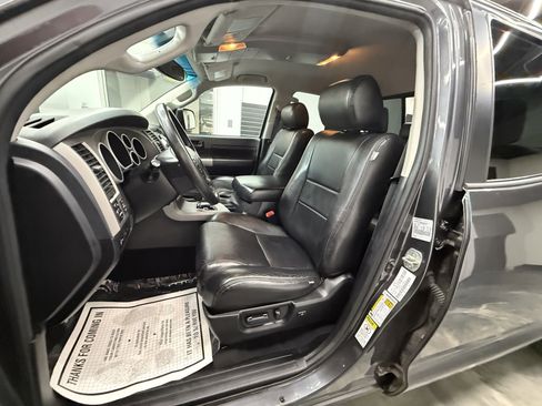Used 2013 Toyota Tundra SR5 image 11