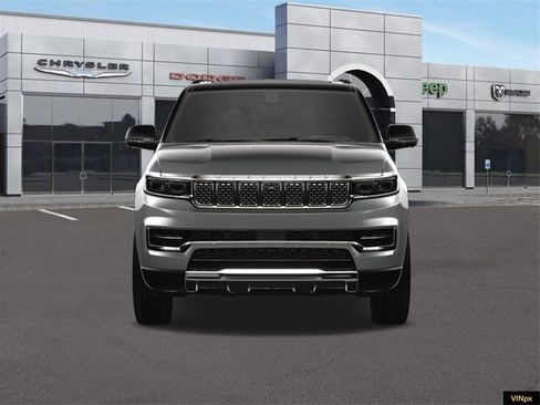 New 2023 Jeep Grand Wagoneer 4WD image 12
