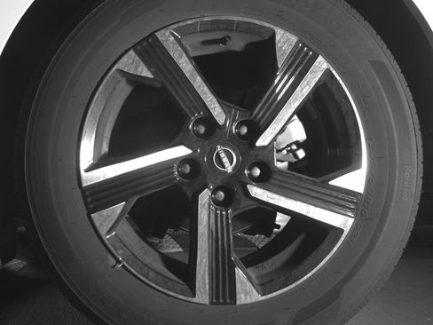 Used 2025 Nissan Sentra SV image 14