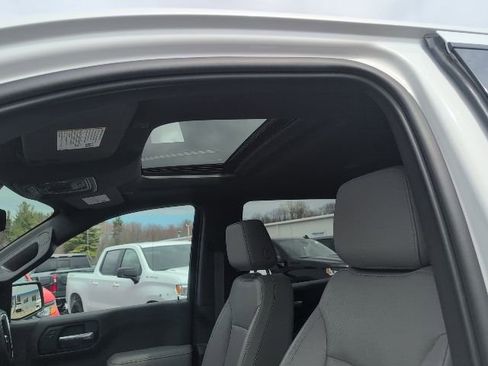 Used 2020 Chevrolet Silverado 1500 LTZ w/ LTZ Premium Package image 23