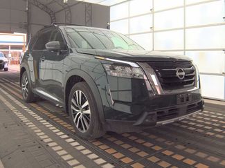 Used 2024 Nissan Pathfinder Platinum w/ Cargo Package AWD/4WD video 1