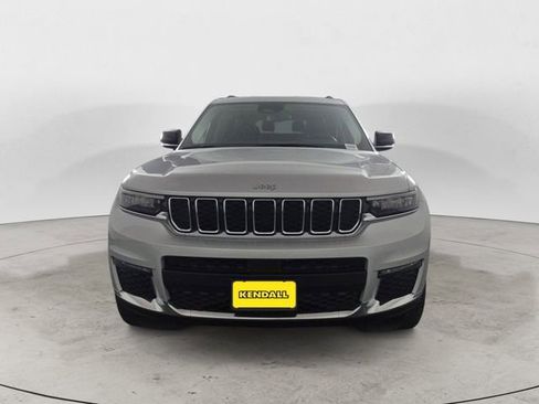 Used 2022 Jeep Grand Cherokee L Limited AWD/4WD image 8