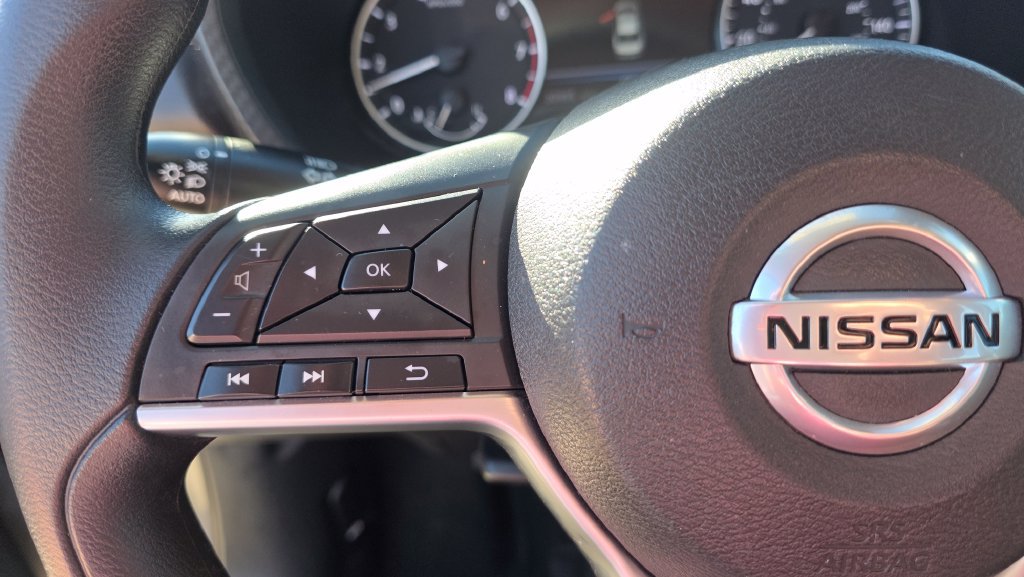 Used 2023 Nissan Sentra SV FWD image 16