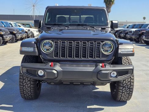 New 2026 Jeep Gladiator Rubicon AWD/4WD image 2