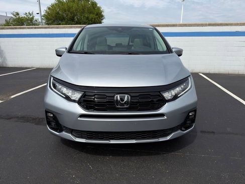 Certified 2026 Honda Odyssey Elite image 8
