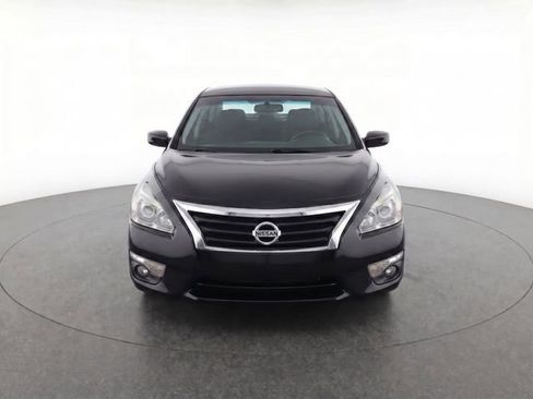Used 2015 Nissan Altima 2.5 SV FWD image 2