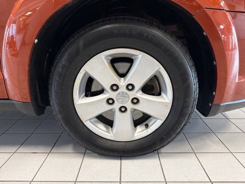 Used 2012 Dodge Journey SXT w/ Flexible Seating Group FWD image 9